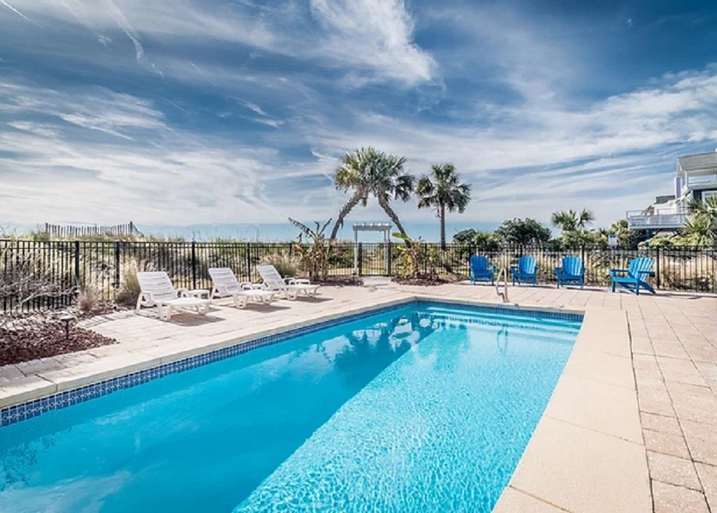 Edisto Beach Rentals With Pool / Spacious Villa w/ 3 Resort Pools, Resort Hot Tub & More ... : Please take a look at our offerings of wonderful vacation rentals and we are sure you will become part of our growing family of guests that come back to edisto year after year!