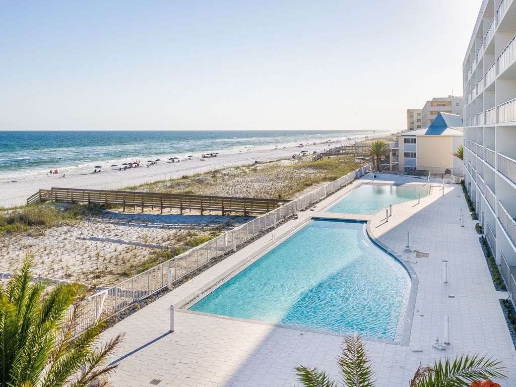 Blu 106 - Destin Beach Resorts, LLC