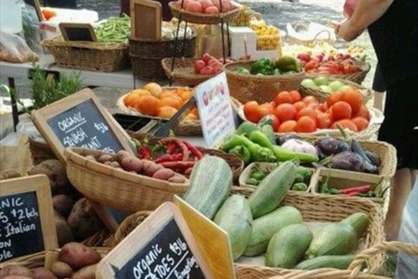 Enjoy our fabulous farmer's market every Wednesday from 3-6pm.