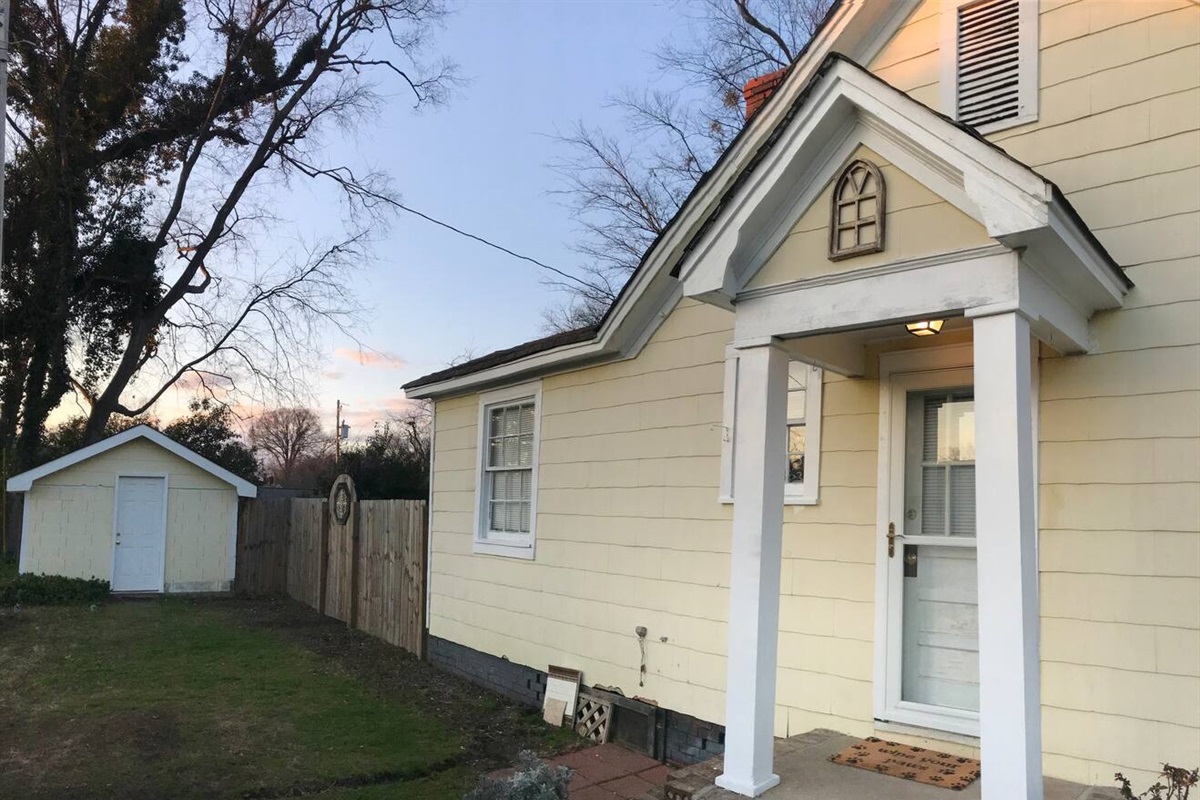 The Ellis House Sara Mac's Rental Shacks