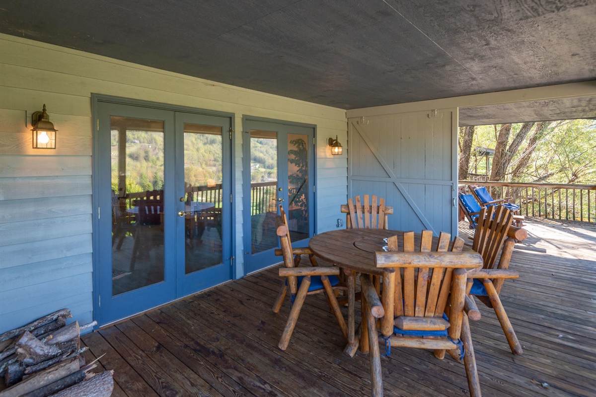 Robin Villa Springdale at Cold Mountain