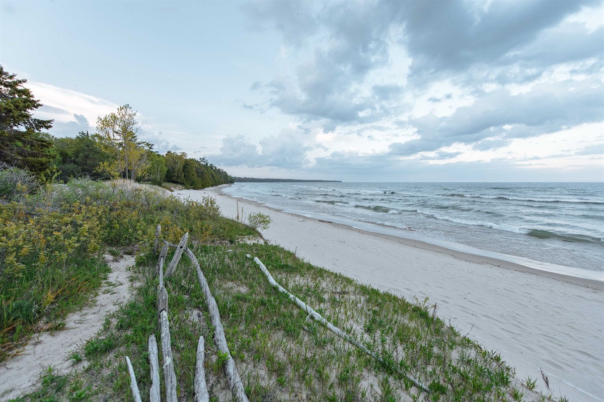 Sandy Shores Beach House - Door County Premium Rentals