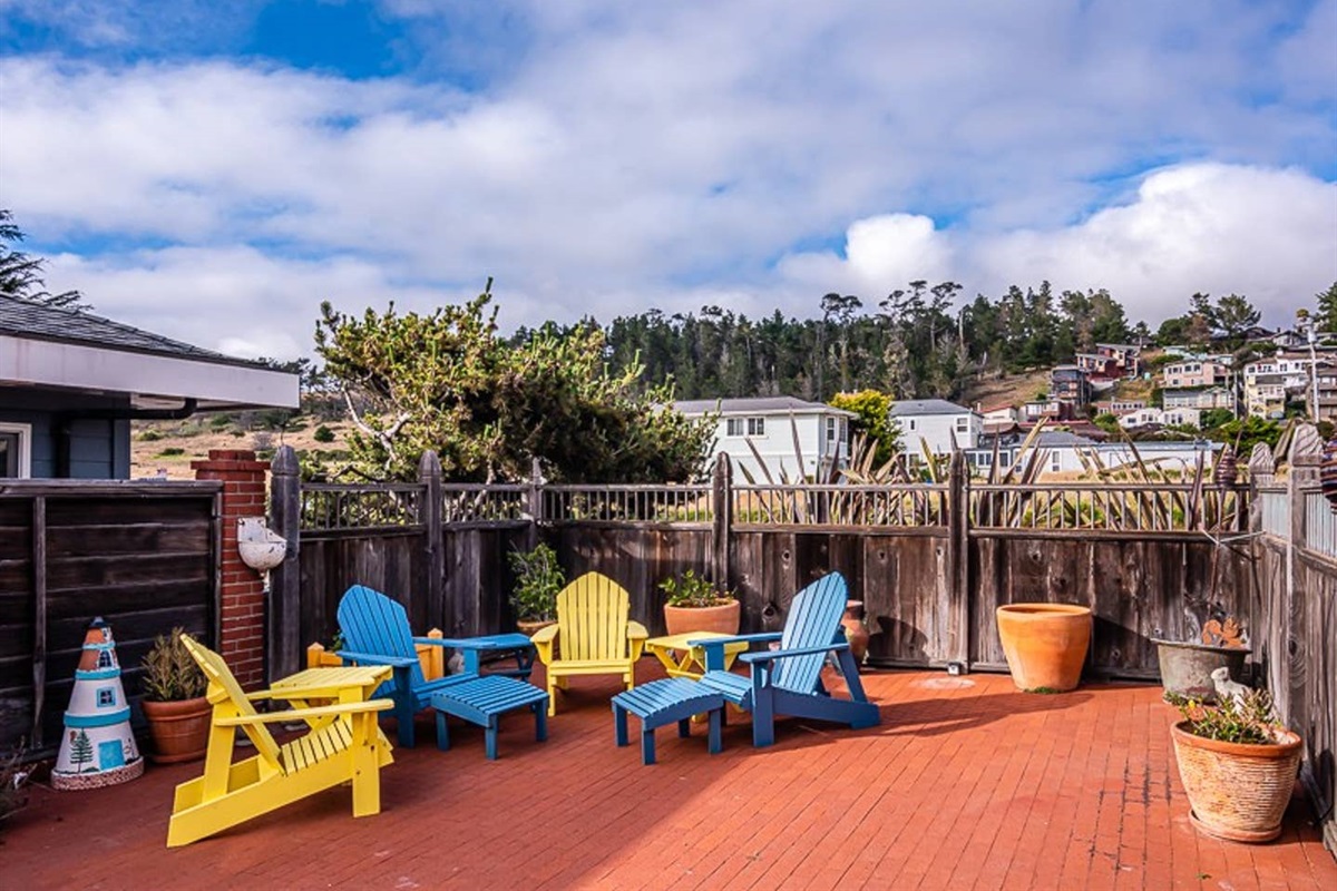 (082) The Blue Doors Furnished Monthly Beachside Rentals Inc.