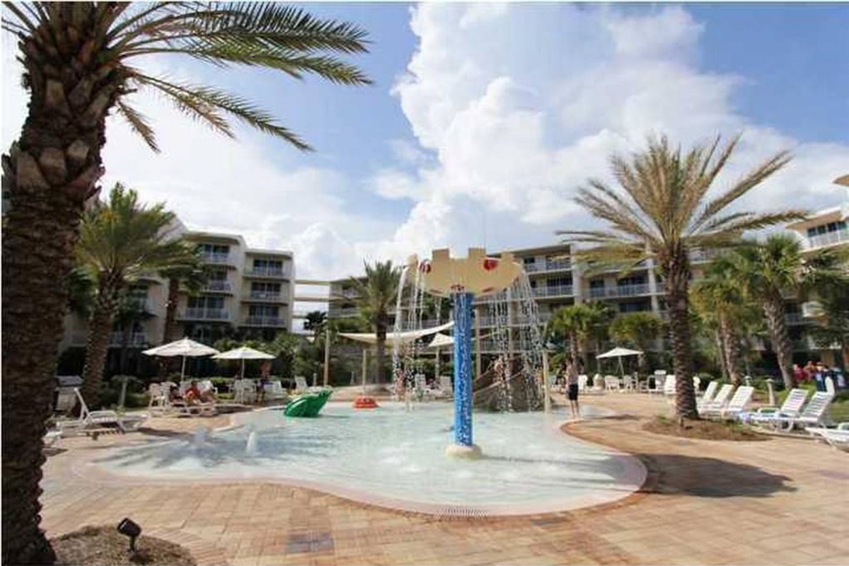 Waterscape Resort B side 5th flr Book your Destin Vacation here