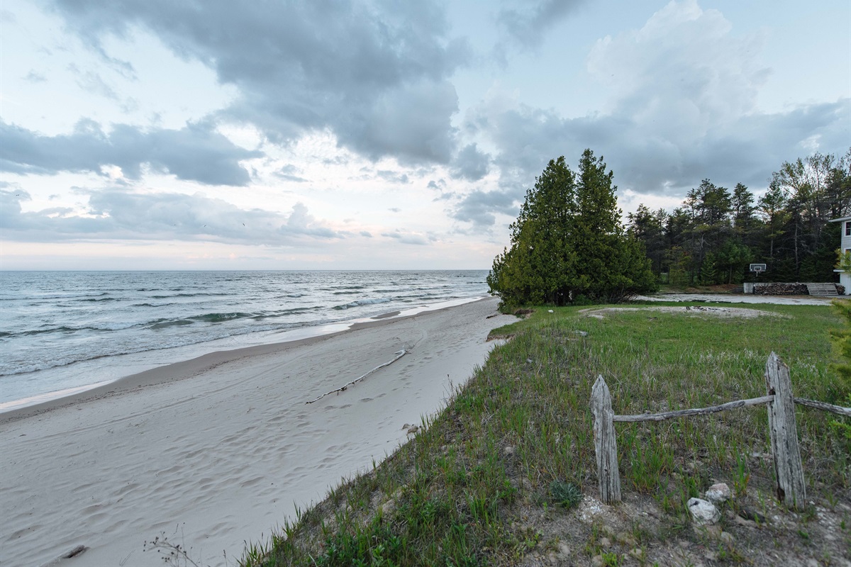 Sandy Shores Beach House - Door County Premium Rentals