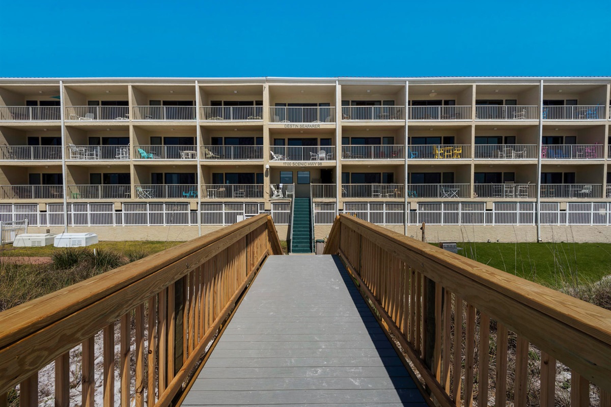 Seafarer Condo Right on the Beach, Completely Renovated Gulf Front Vacation Rentals in Destin
